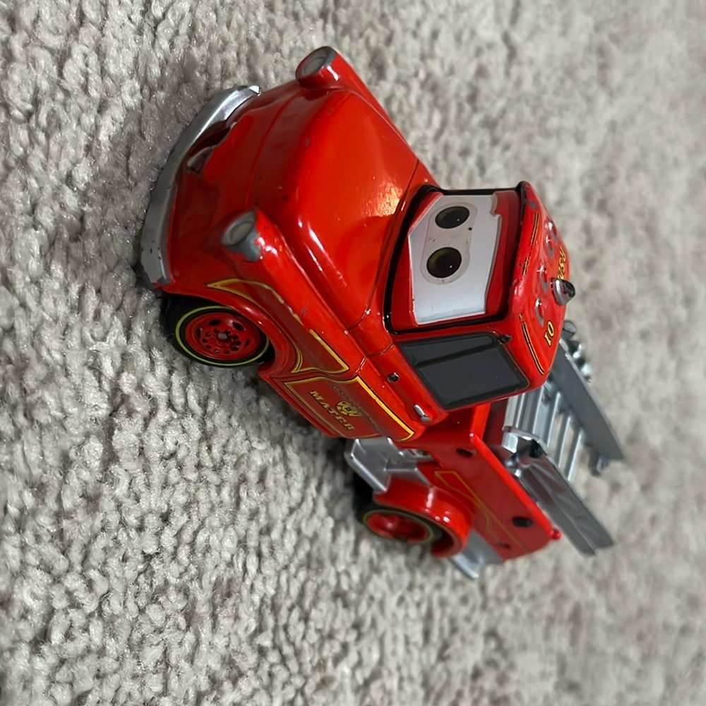 Disney Cars Firetruck Mater